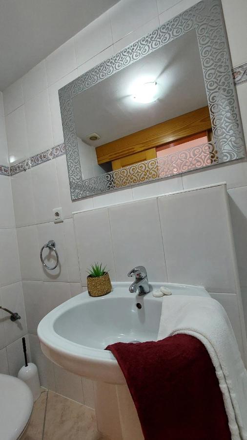 Best View - Welcome Penthouse Apartamentos Karola Benidorm Bagian luar foto
